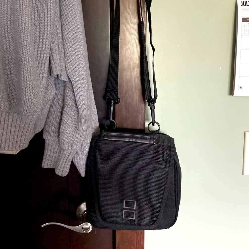 Nintendo ds large carrying case